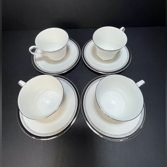 Royal Doulton SARABANDE Set of H.5023 Footed Teacups & Saucers - Picture 6 of 13